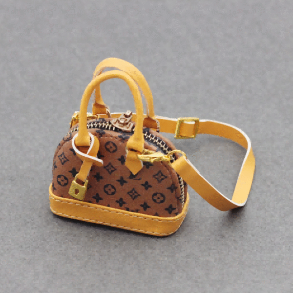 Shell L*V Bag Light Brown