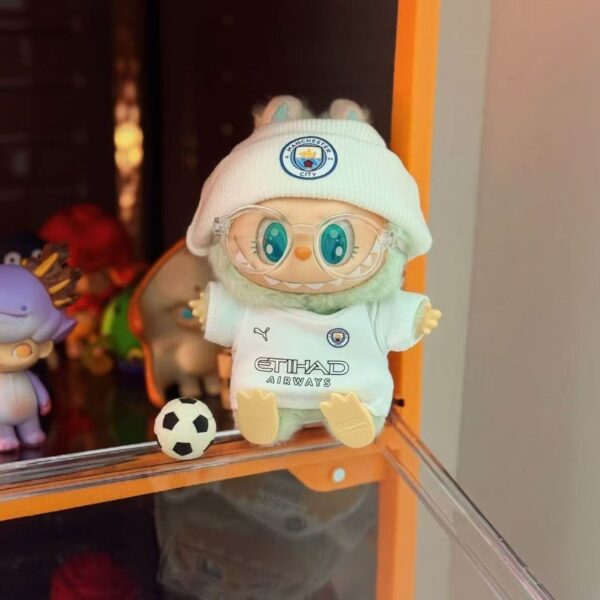 CITY White Knitted Hat + White Top + Clear Glasses