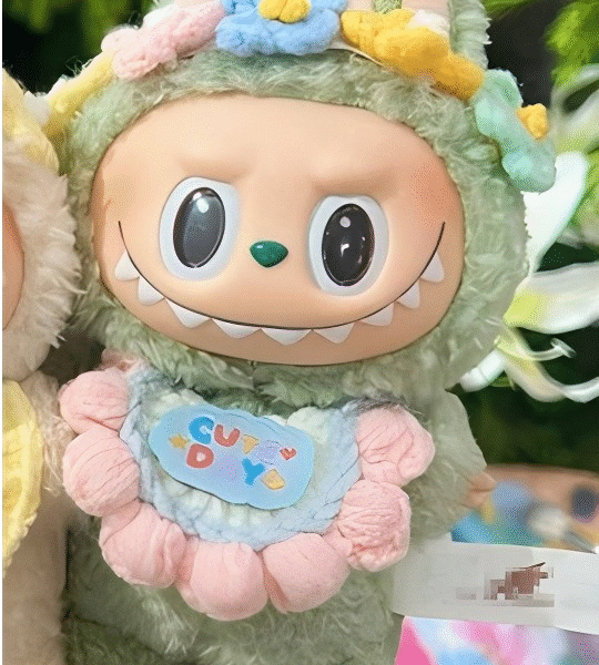 Two-Piece Set [Flower Headband + Bib]